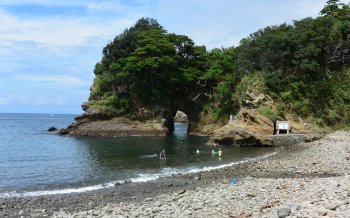 堂ヶ島 浮島海岸