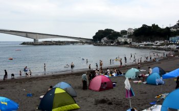 真鶴岩海岸 まなづるいわかいがん 関東で子どもと楽しむ海川遊びとキャンプ バーベキュー